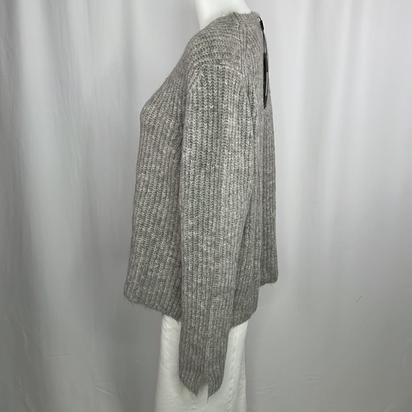 LINE THE LABEL Imogene Rib Crewneck Sweater L - Picture 8 of 9